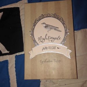Nightingale eyeshadow palette